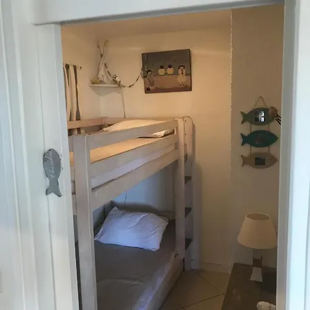 Face 5 Pers Wi-fi Parking Linge De Maison Gratuit 1chambre Parentale 1cabine Lits Superposes 1 Canape Lit * Arcachon