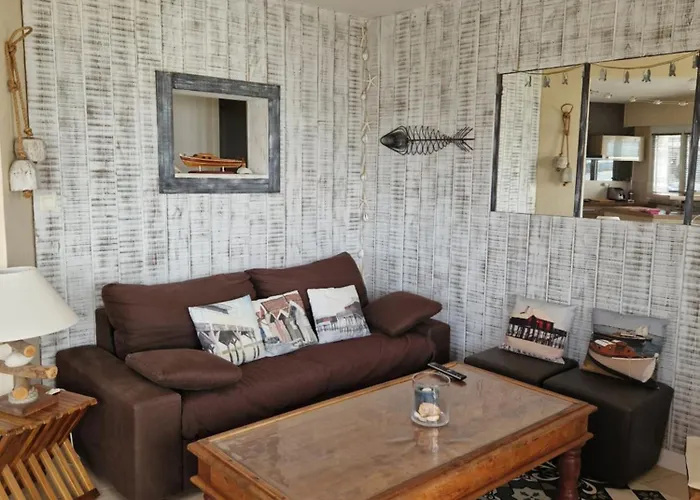 Face 5 Pers Wi-fi Parking Linge De Maison Gratuit 1chambre Parentale 1cabine Lits Superposes 1 Canape Lit * Arcachon